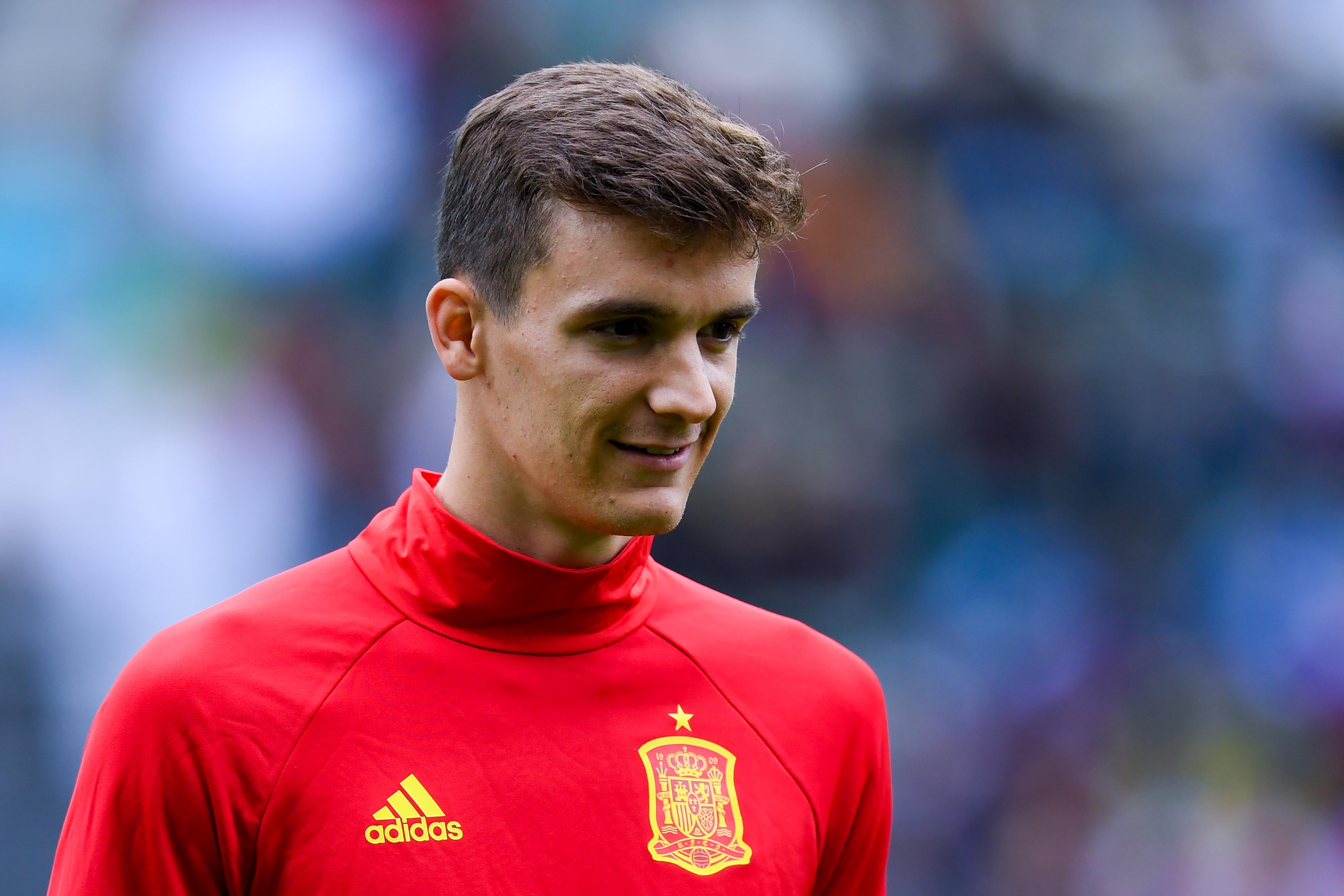 ST GALLEN, SWITZERLAND - MAY 29:  Diego Llorente of Spain looks on during the warm up before the kick-off of an international friendly match between Spain and Bosnia at the AFG Arena on May 29, 2016 in St Gallen, Switzerland.  (Photo by David Ramos/Getty Images)