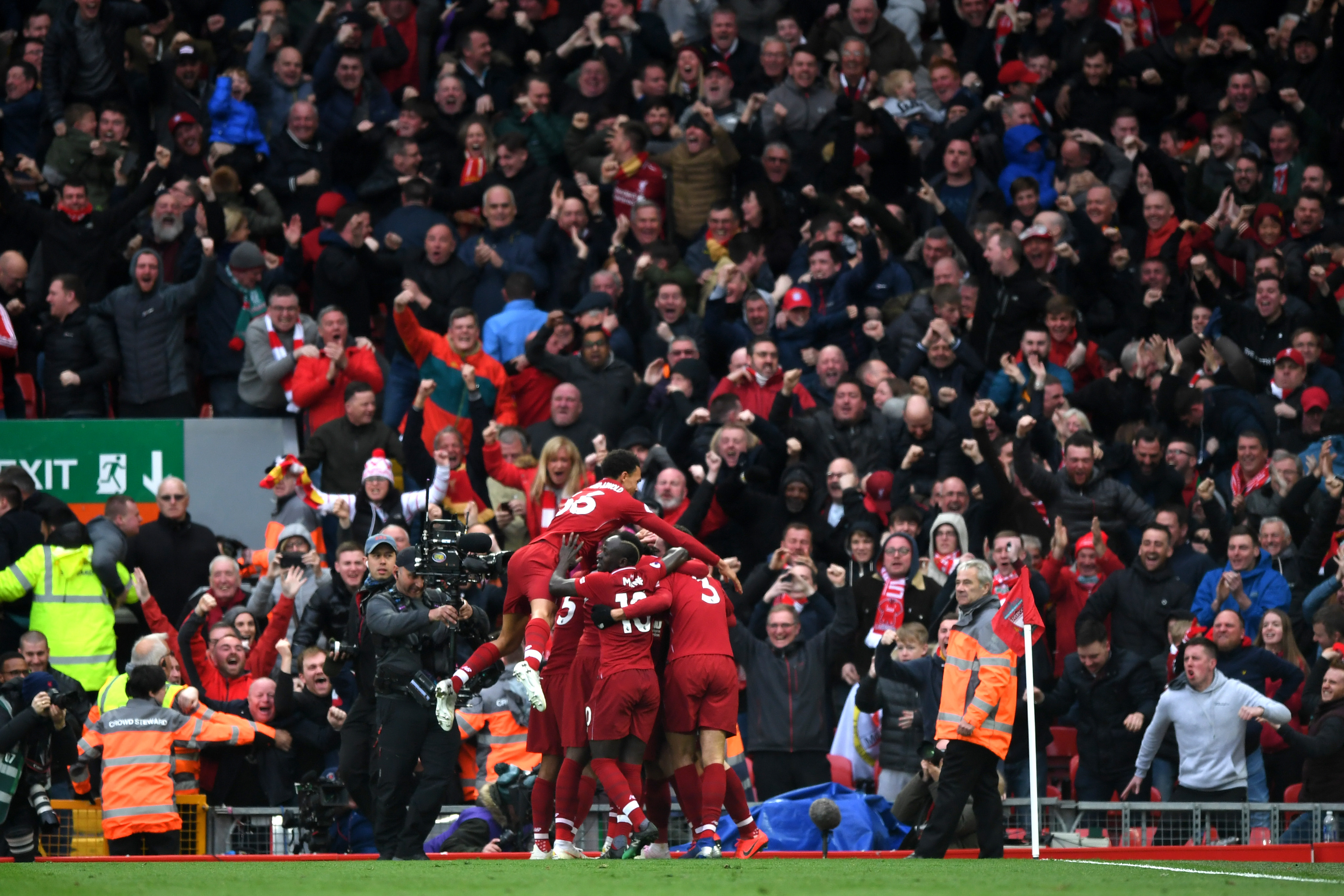 LIVERPOOL, ENGLAND - MARCH 31:  Liverpool celebrate their second goal during the Premier League match between Liverpool FC and Tottenham Hotspur at Anfield on March 31, 2019 in Liverpool, United Kingdom. (Photo by Shaun Botterill/Getty Images)