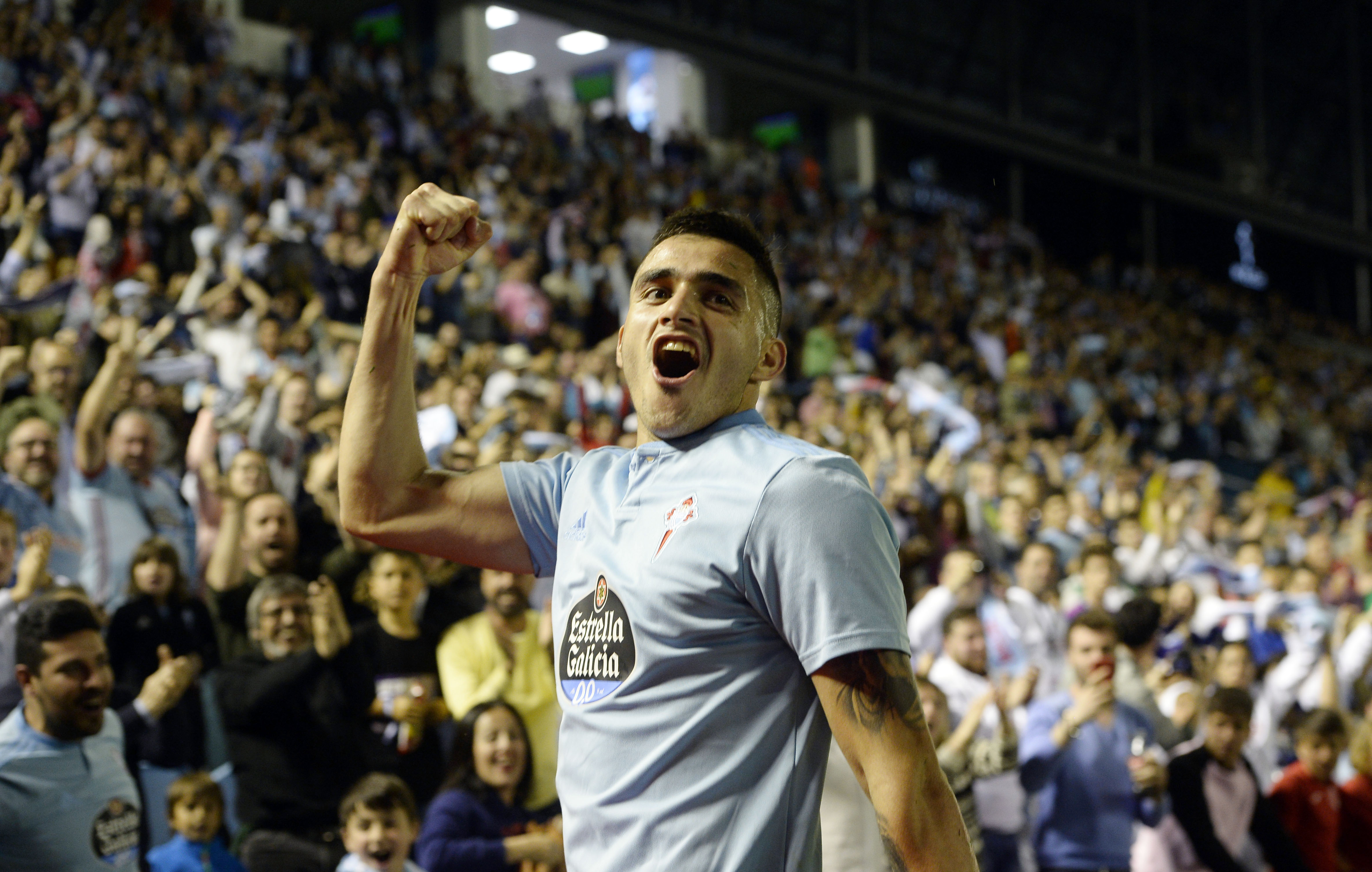 Celta Vigo's Uruguayan forward Maxi Gomez celebrates his goal during the Spanish league football match between RC Celta de Vigo and FC Barcelona at the Balaidos stadium in Vigo on May 4, 2019. (Photo by Miguel RIOPA / AFP) / The erroneous byline appearing in the metadata of this photo by MIGUEL RIOPA has been modified in AFP systems in the following manner: [Miguel Riopa] instead of [Oscar Pozo]. Please immediately remove the erroneous mention[s] from all your online services and delete it (them) from your servers. If you have been authorized by AFP to distribute it (them) to third parties, please ensure that the same actions are carried out by them. Failure to promptly comply with these instructions will entail liability on your part for any continued or post notification usage. Therefore we thank you very much for all your attention and prompt action. We are sorry for the inconvenience this notification may cause and remain at your disposal for any further information you may require.        (Photo credit should read MIGUEL RIOPA/AFP/Getty Images)