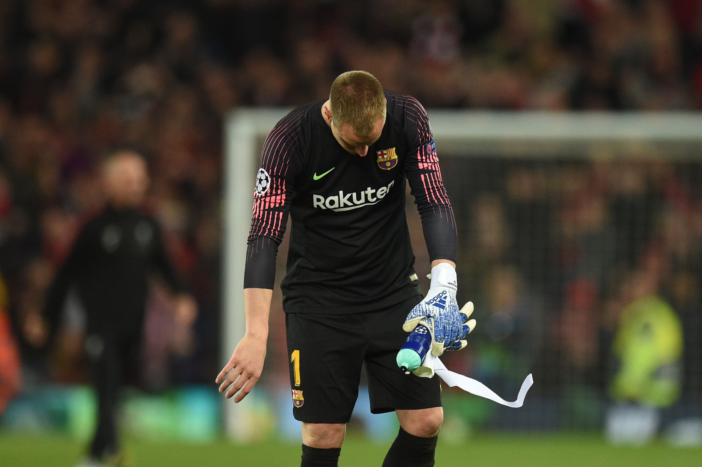 Camp Nou exit beckoning? (Photo by Oli Scarff/AFP/Getty Images)