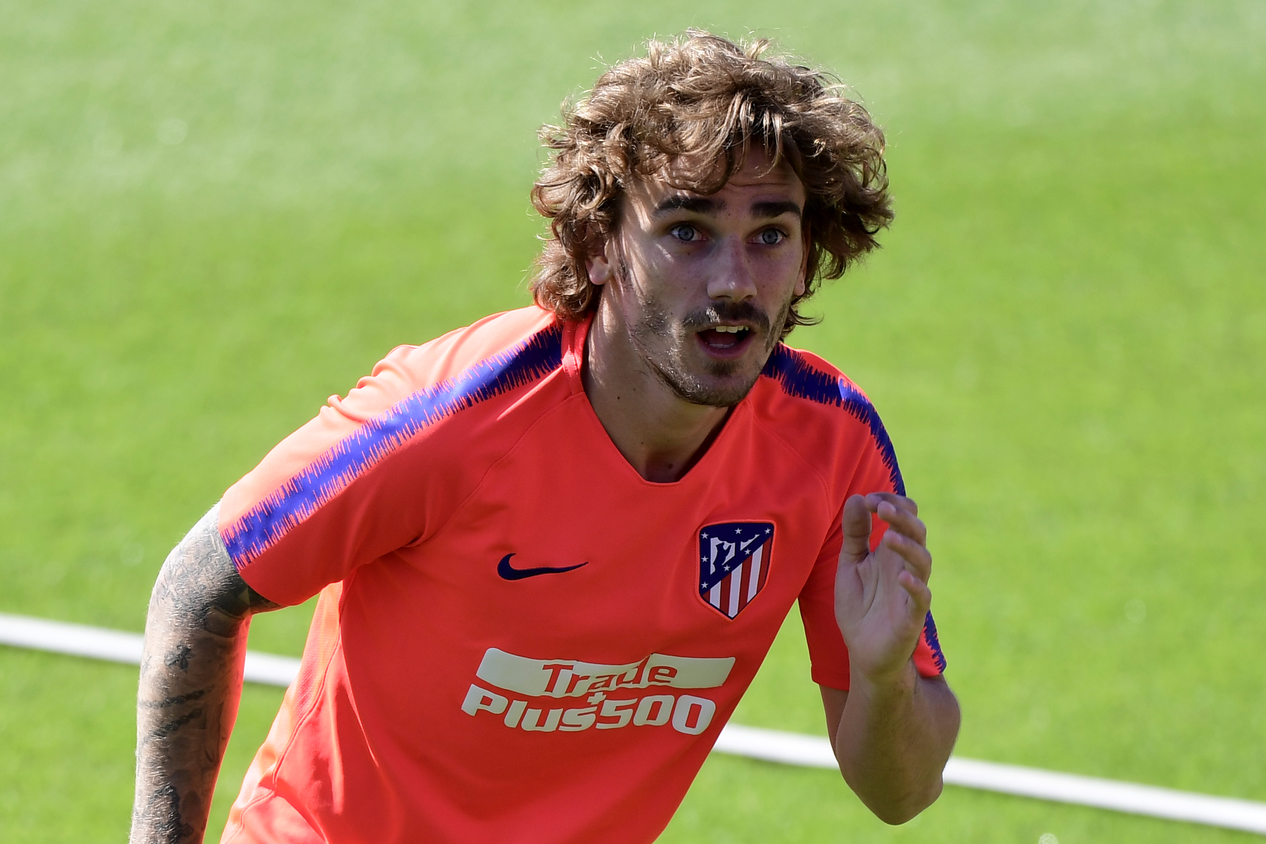 Atletico Madrid's French forward Antoine Griezmann attends a training session at the club's training ground in Majadahonda outside of Madrid on May 16, 2019. - Griezmann's decision to leave Atletico Madrid has plunged the club into chaos and fired the starting gun for a summer scramble among Europe's elite. (Photo by JAVIER SORIANO / AFP)        (Photo credit should read JAVIER SORIANO/AFP/Getty Images)