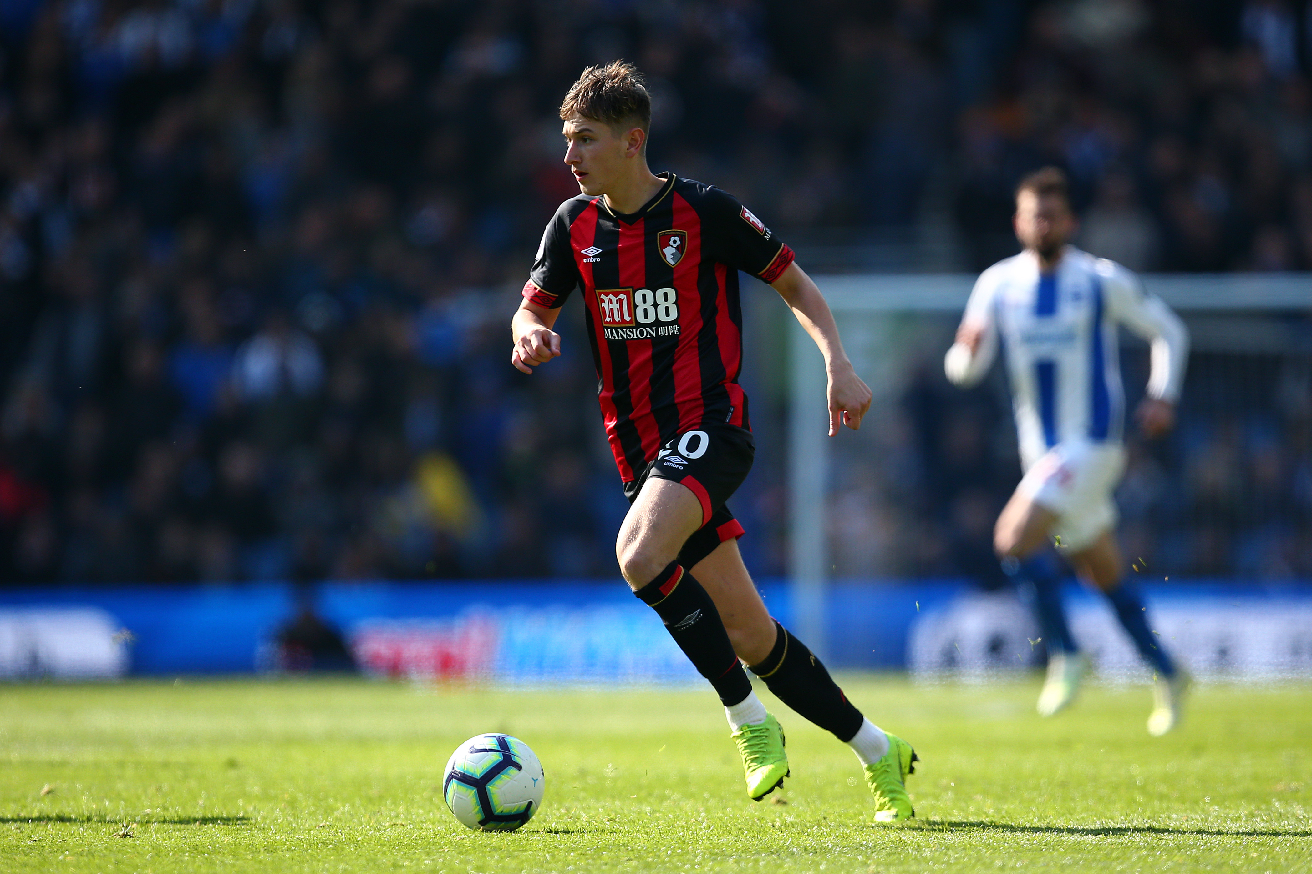 BRIGHTON, ENGLAND - APRIL 13: David Brooks of Bournemouth attacks during the Premier League match between Brighton & Hove Albion and AFC Bournemouth at American Express Community Stadium on April 13, 2019 in Brighton, United Kingdom. (Photo by Charlie Crowhurst/Getty Images)