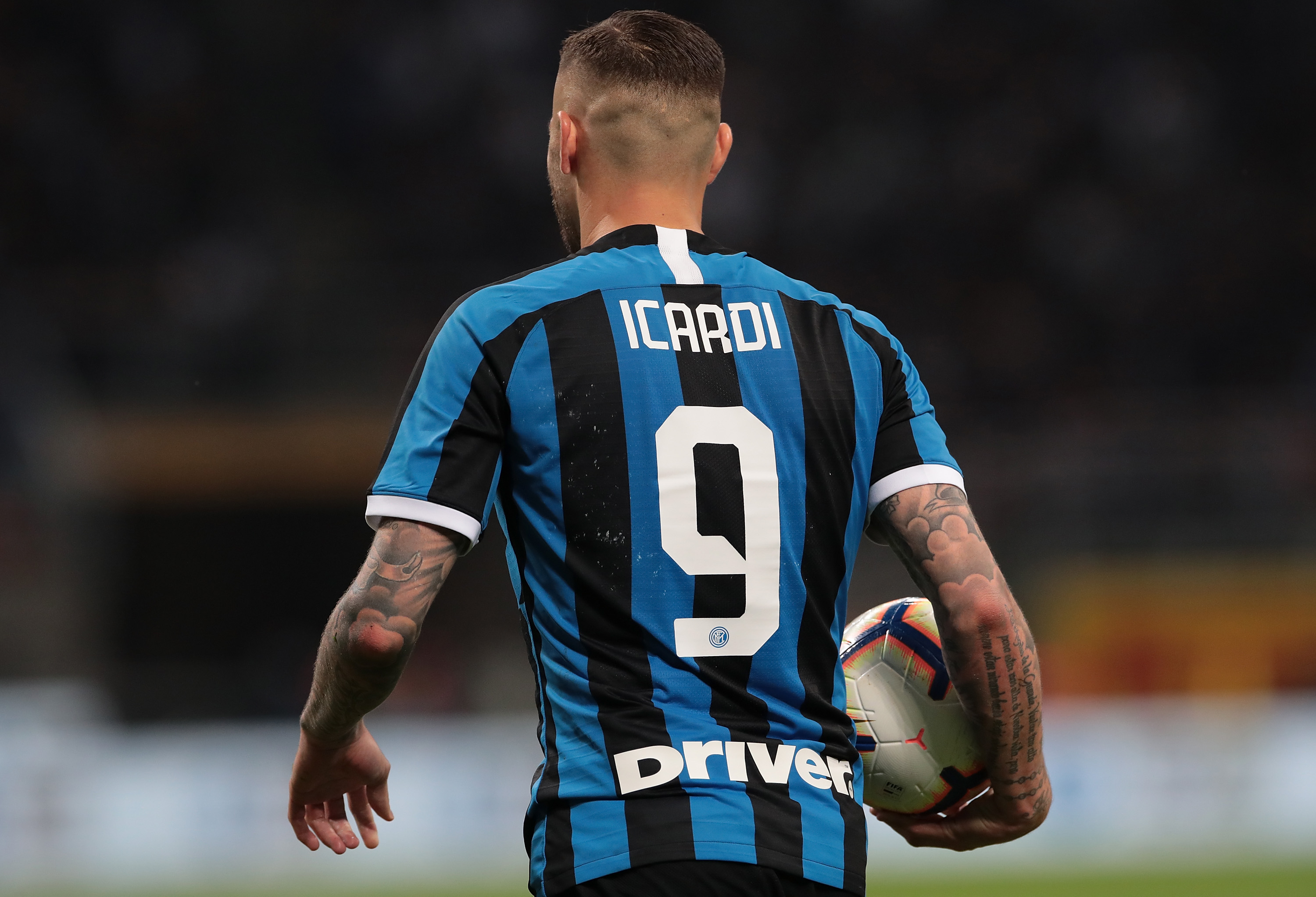 MILAN, ITALY - MAY 26:  Mauro Emanuel Icardi of FC Internazionale looks dejected during the Serie A match between FC Internazionale and Empoli FC at Stadio Giuseppe Meazza on May 26, 2019 in Milan, Italy.  (Photo by Emilio Andreoli/Getty Images)