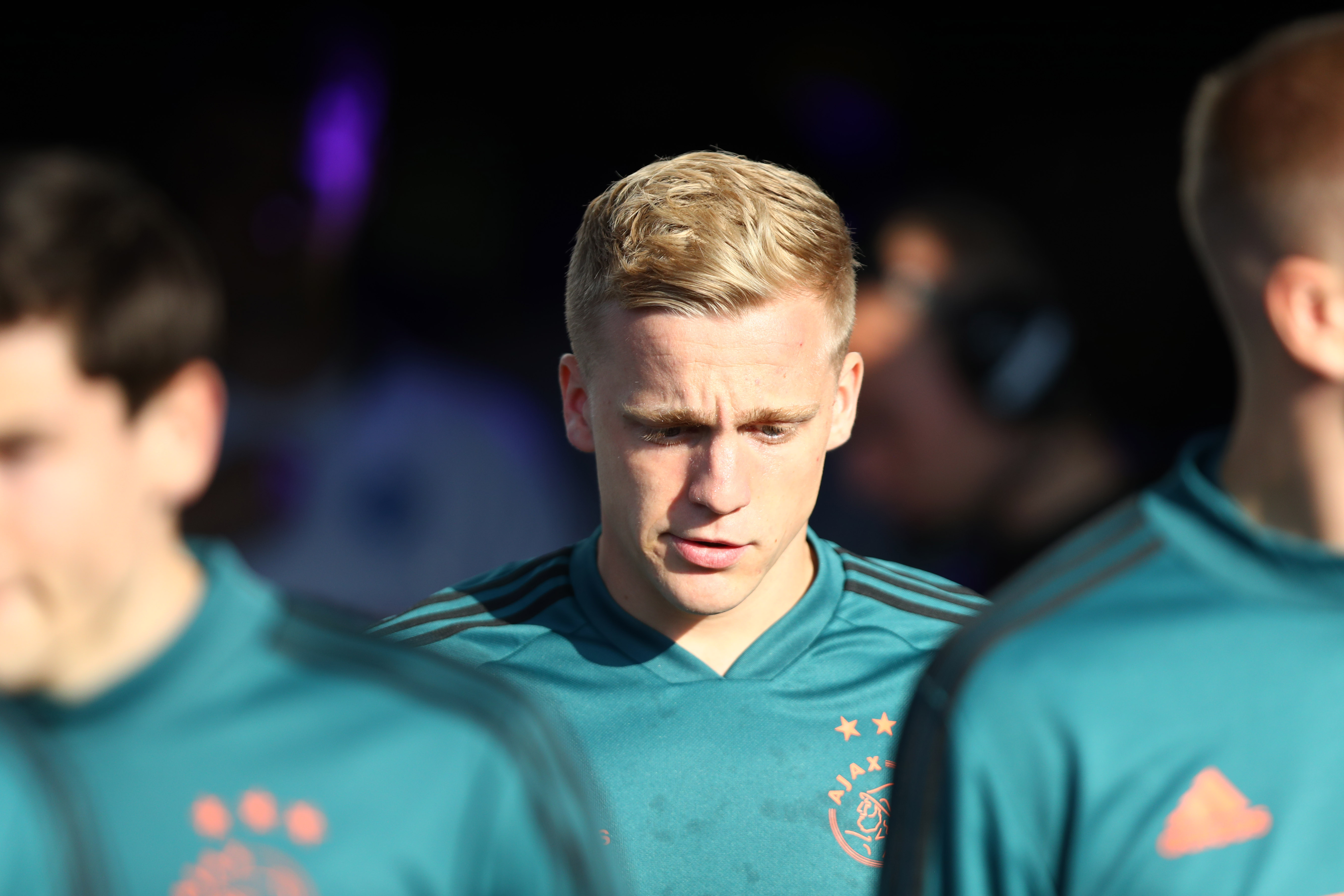 DOETINCHEM, NETHERLANDS - MAY 15: Donny van de Beek of Ajax walks out on the pitch prior to the Eredivisie match between De Graafschap and Ajax at Stadion De Vijverberg on May 15, 2019 in Doetinchem, Netherlands. (Photo by Dean Mouhtaropoulos/Getty Images)