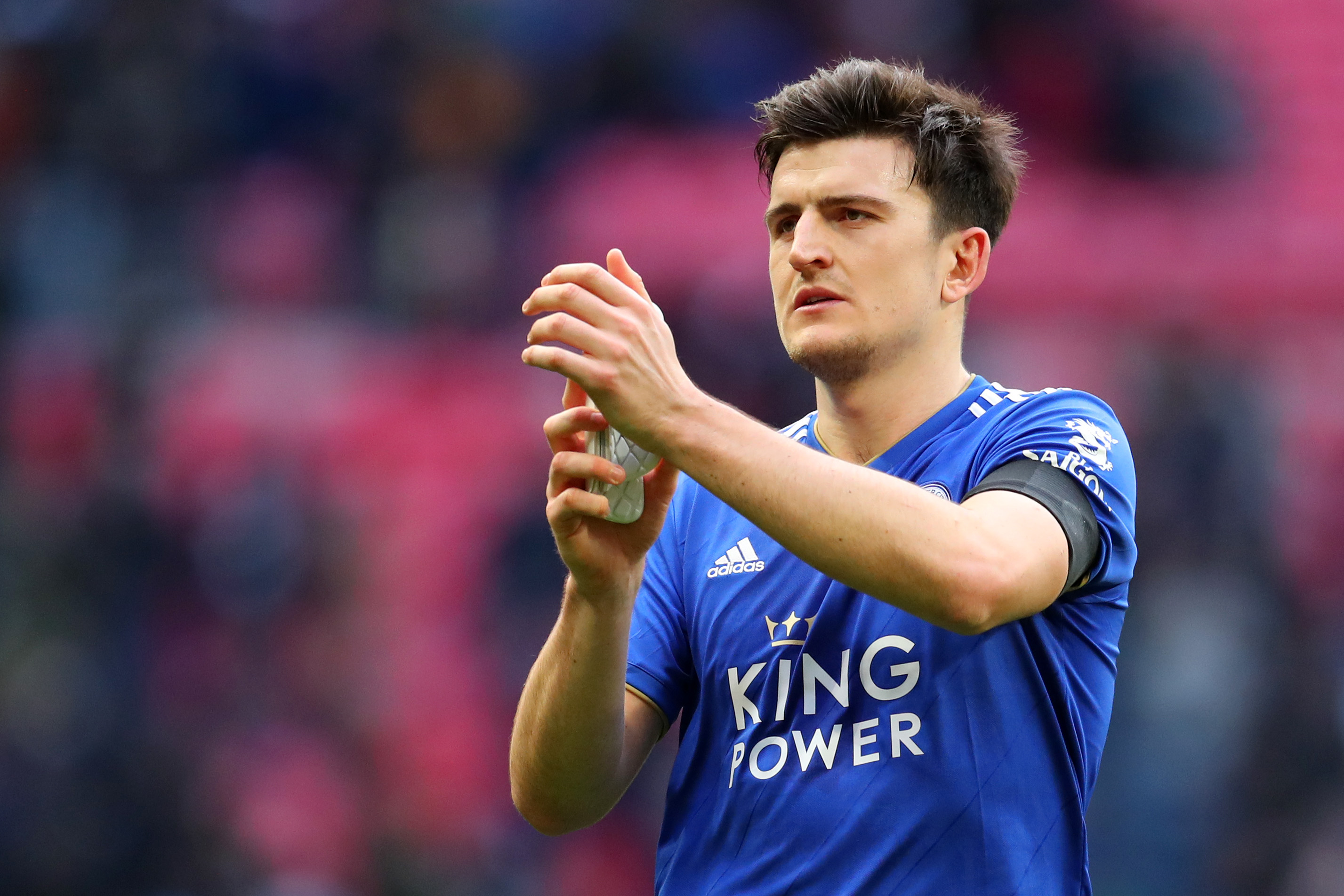 LONDON, ENGLAND - FEBRUARY 10: Harry Maguire of Leicester City acknowledges the fans after the Premier League match between Tottenham Hotspur and Leicester City at Wembley Stadium on February 10, 2019 in London, United Kingdom.  (Photo by Catherine Ivill/Getty Images)