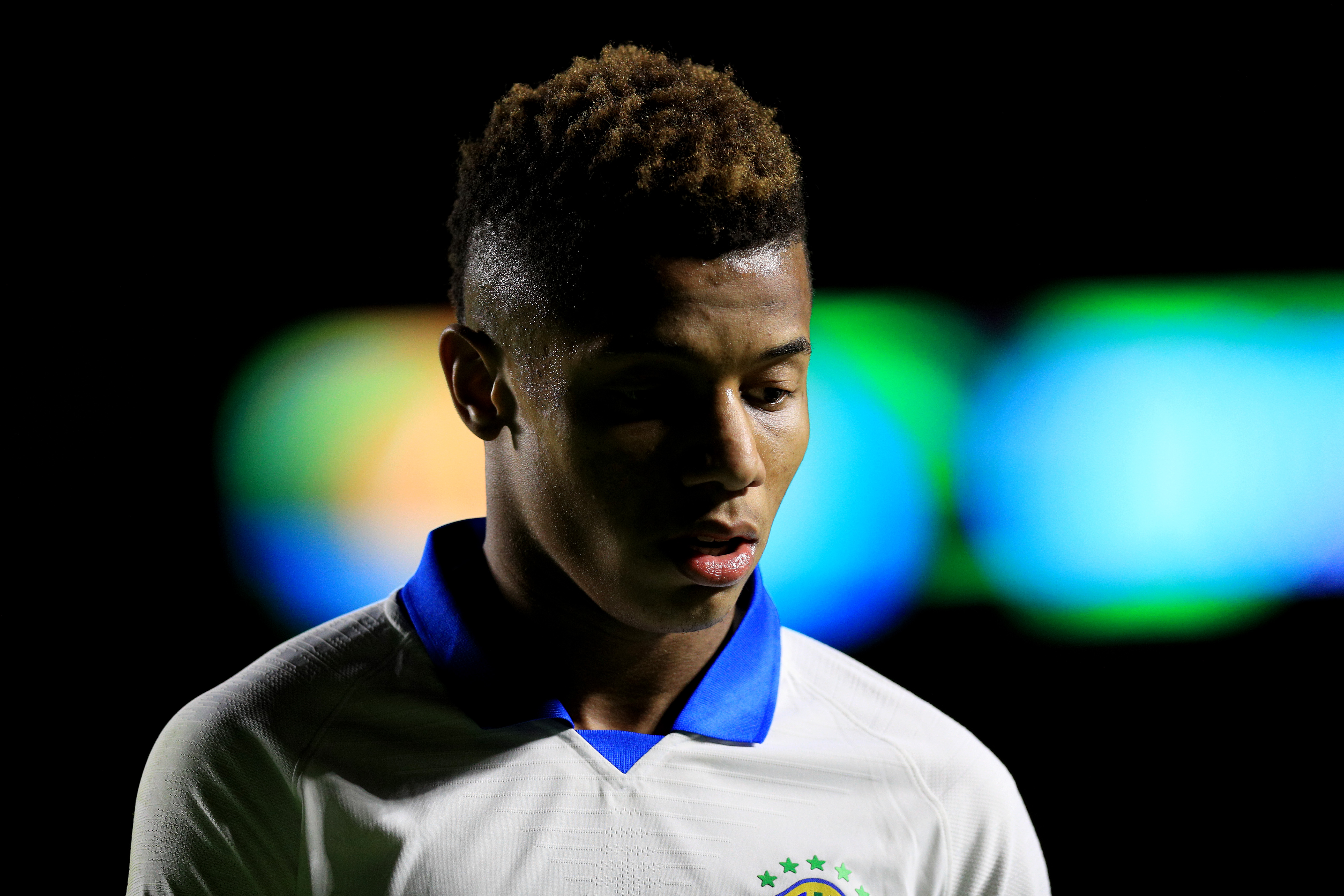 SAO PAULO, BRAZIL - JUNE 14: David Neres of Brazil looks on during the Copa America Brazil 2019 group A match between Brazil and Bolivia at Morumbi Stadium on June 14, 2019 in Sao Paulo, Brazil. (Photo by Buda Mendes/Getty Images)