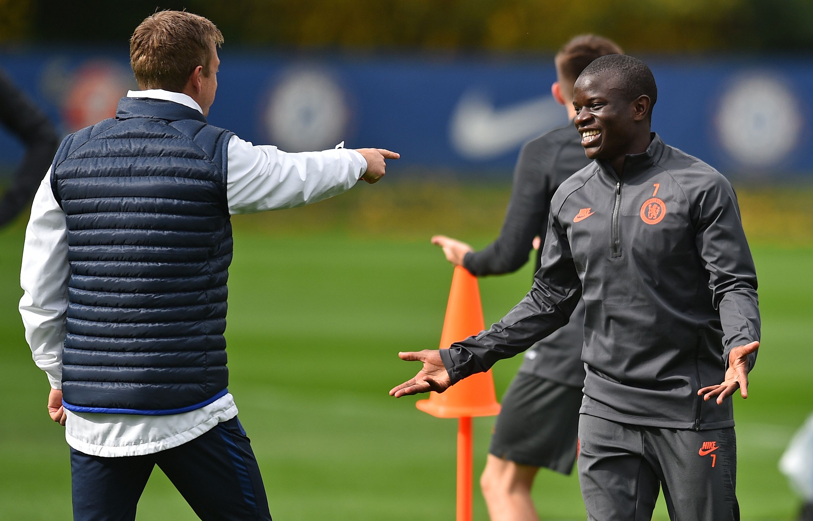 Chelsea's French midfielder N'Golo Kante (R) attends a training session at Chelsea's Cobham training facility in Stoke D'Abernon, southwest of London on May October 1, 2019, on the eve of their UEFA Champions League Group H football match against Lille. (Photo by Glyn KIRK / AFP)        (Photo credit should read GLYN KIRK/AFP/Getty Images)