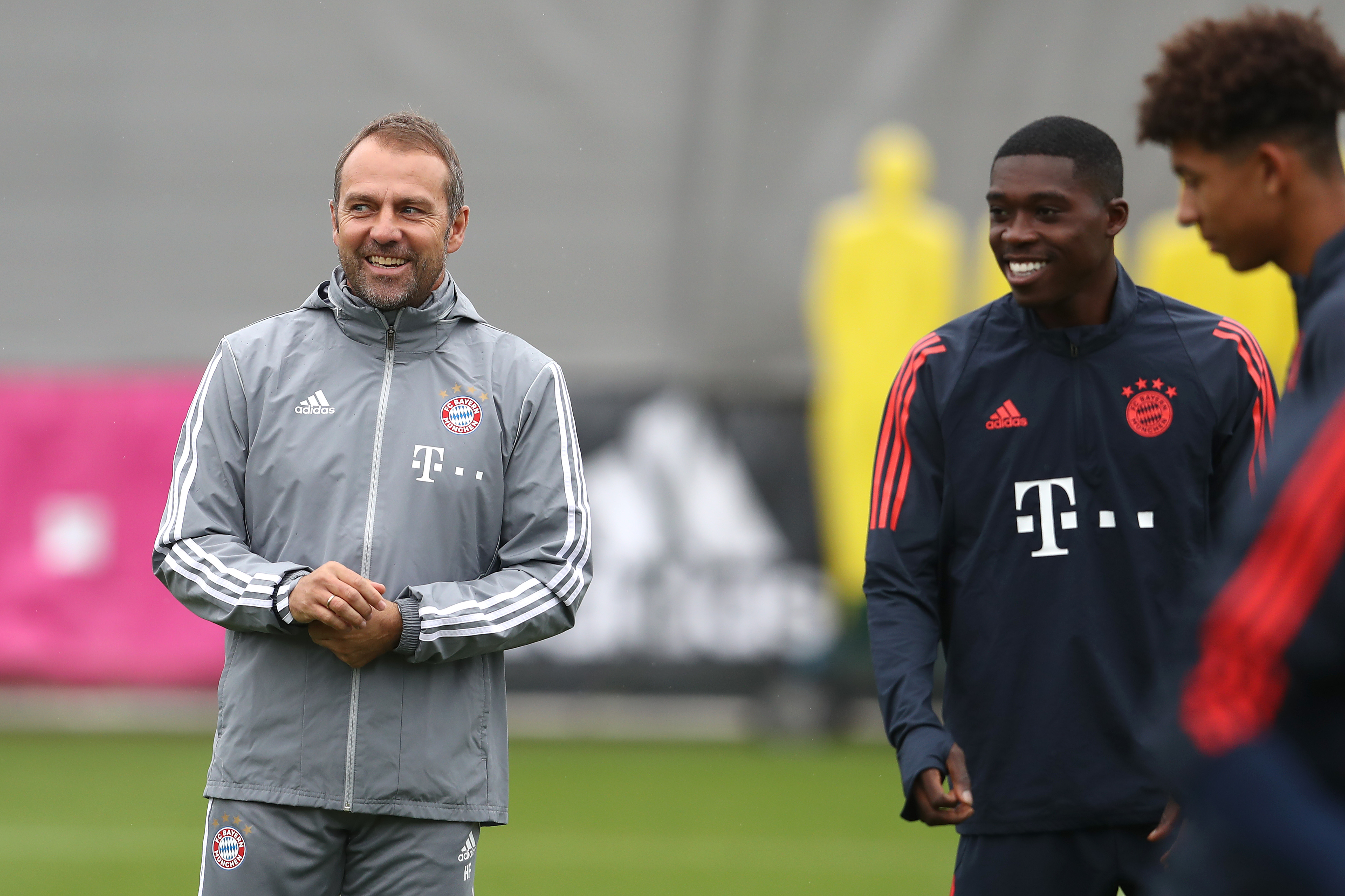 MUNICH, GERMANY - NOVEMBER 05: Newly appointed head coach of Bayern Muenchen Hans-Dieter Flick talks to his palyer Derrick Koehn  during a training session at Saebener Strasse training ground on November 05, 2019 in Munich, Germany. FC Bayern Muenchen will face Olympiacos FC during the UEFA Champions League group B match on November 6, 2019.  (Photo by Alexander Hassenstein/Bongarts/Getty Images)