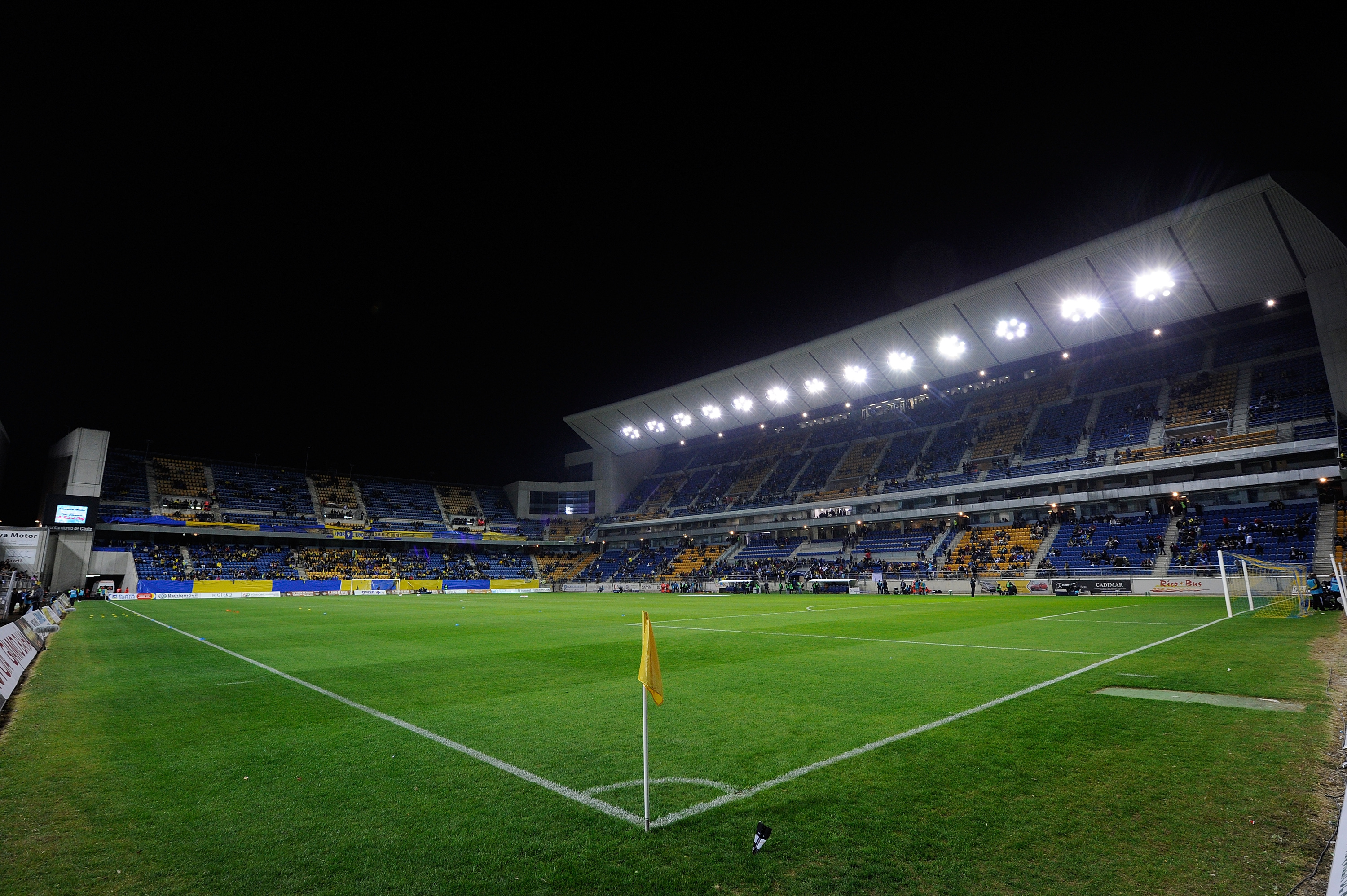 CADIZ, SPAIN - DECEMBER 02:  View of Ramon de Carranza stadium ahead of the Copa del Rey Round of 32 First Leg match between Cadiz and Real Madrid at Ramon de Carranza stadium on December 2, 2015 in Cadiz, Spain.  (Photo by Denis Doyle/Getty Images)