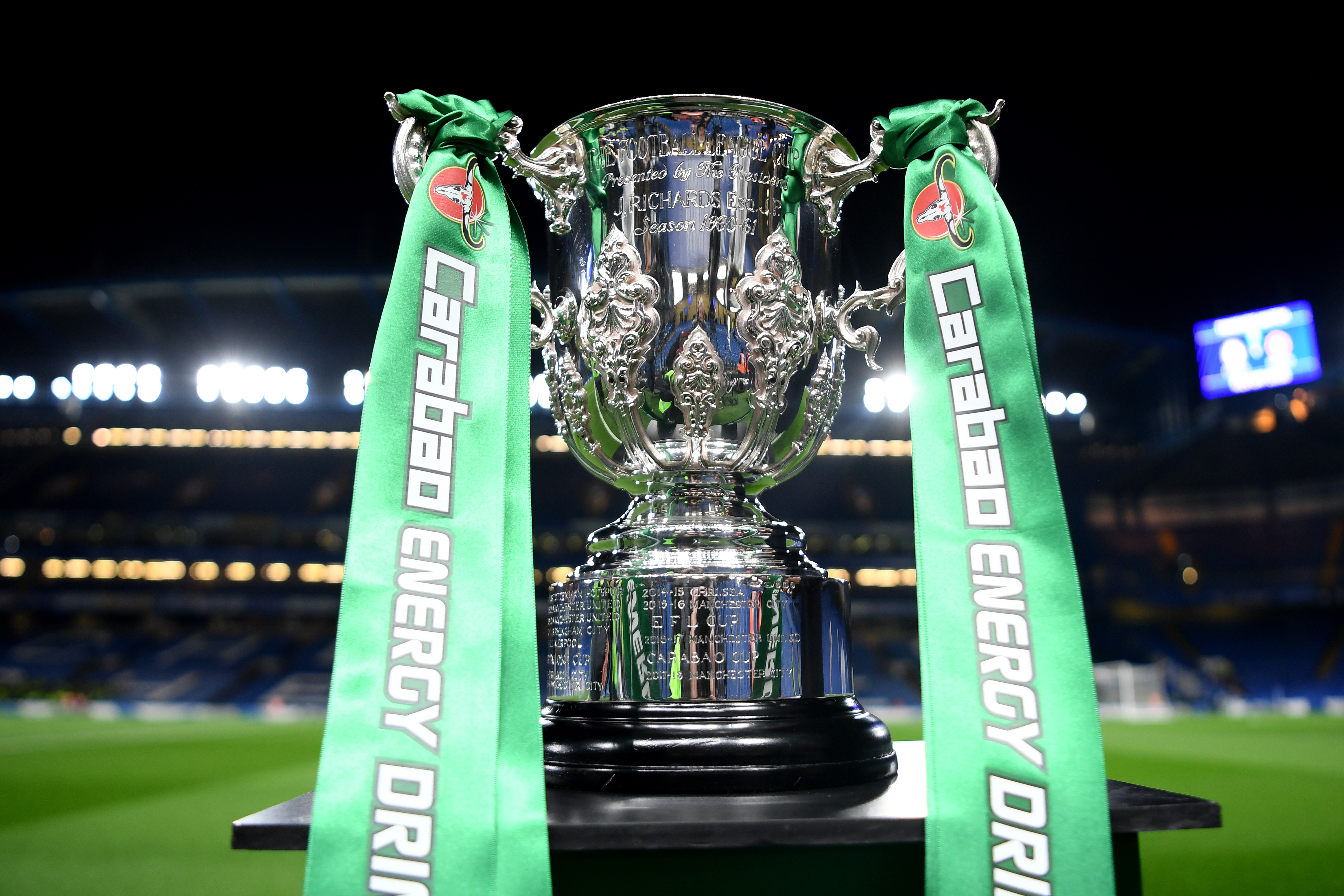 LONDON, ENGLAND - OCTOBER 30: The Carabao Cup is seen pitchside prior to the Carabao Cup Round of 16 match between Chelsea and Manchester United at Stamford Bridge on October 30, 2019 in London, England. (Photo by Michael Regan/Getty Images)