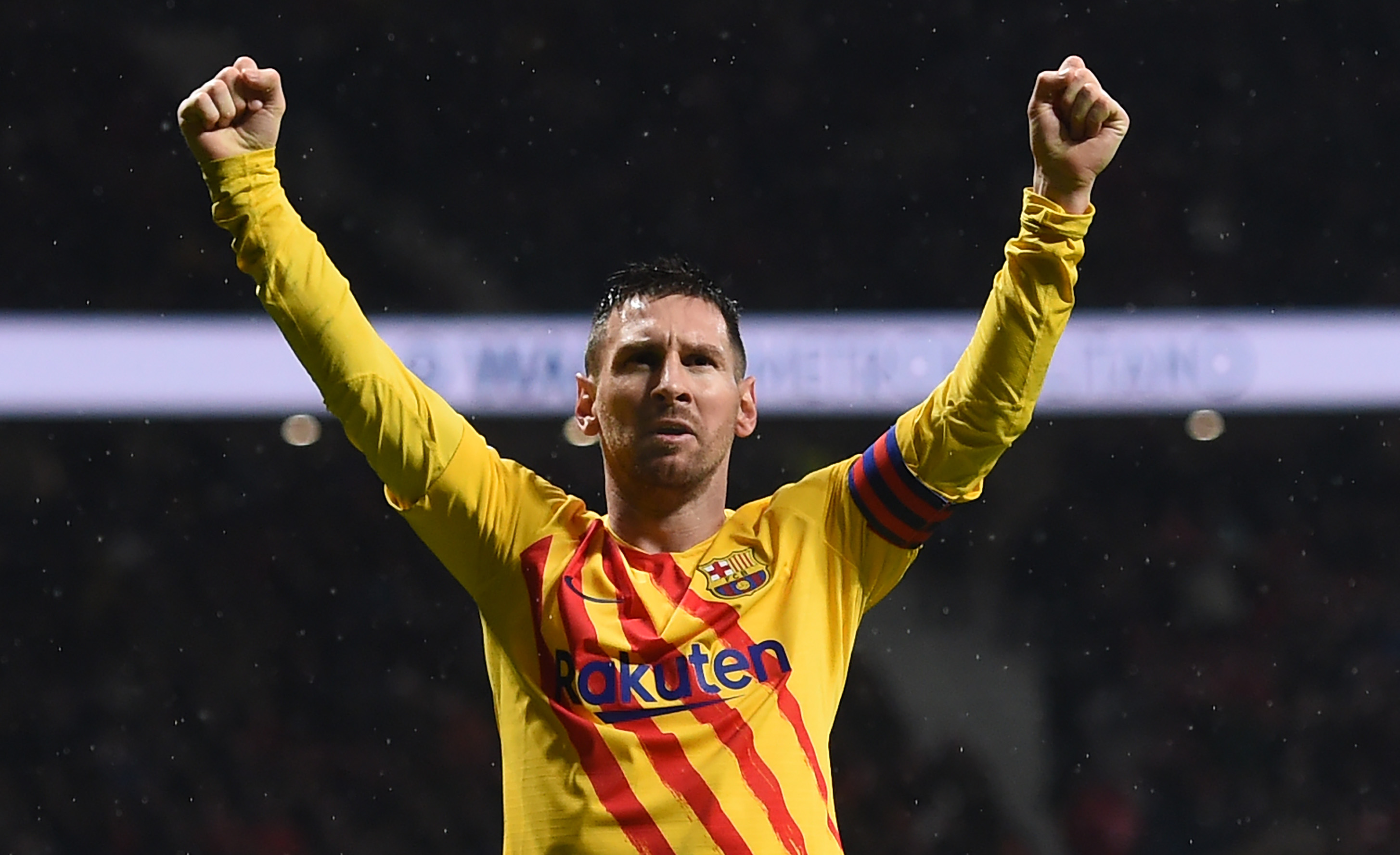 MADRID, SPAIN - DECEMBER 01: Lionel Messi of FC Barcelona celebrates after scoring his team's first goal during the Liga match between Club Atletico de Madrid and FC Barcelona at Wanda Metropolitano on December 01, 2019 in Madrid, Spain. (Photo by Denis Doyle/Getty Images)