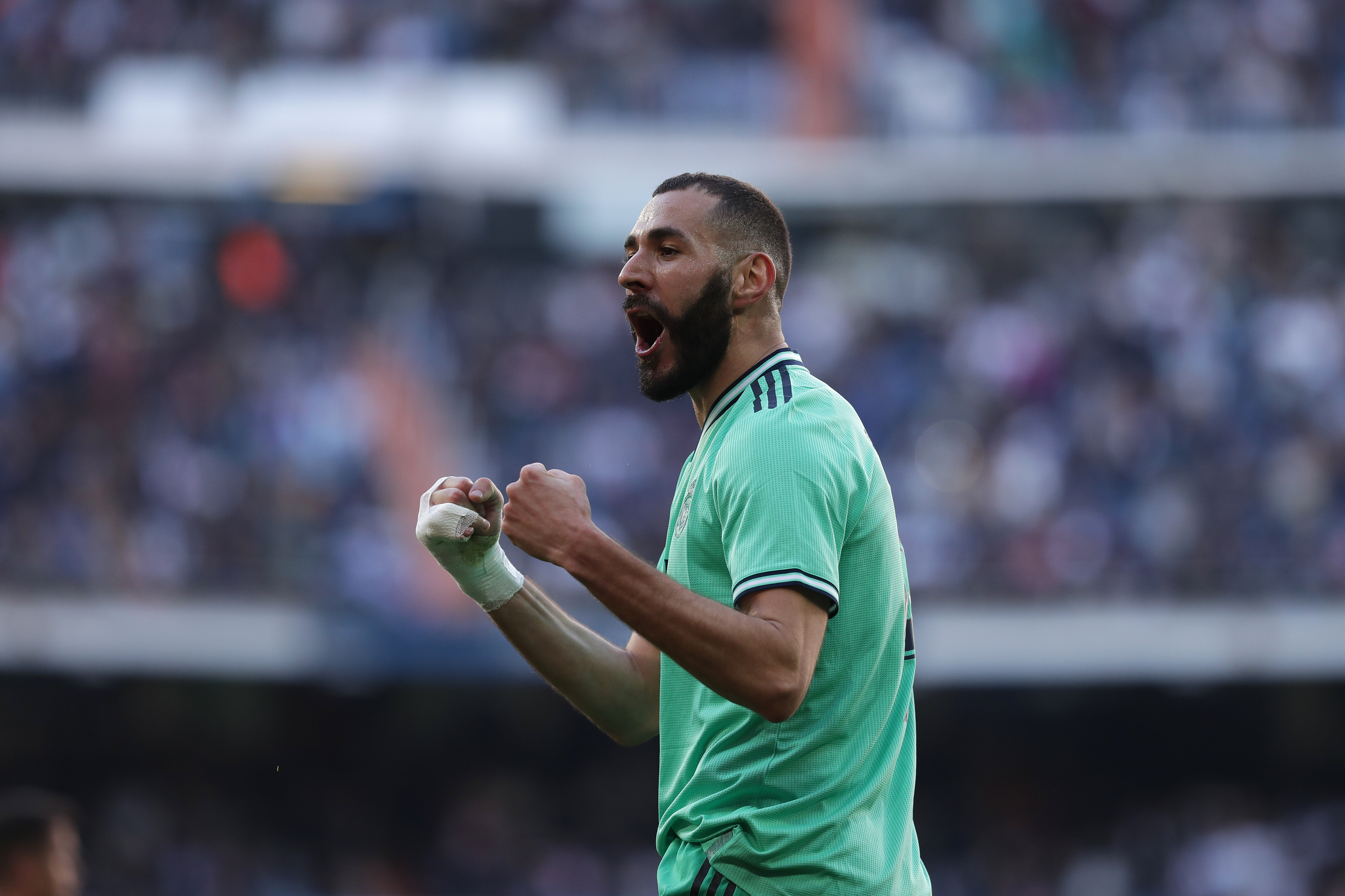 Benzema to leave? (Photo by Gonzalo Arroyo Moreno/Getty Images)