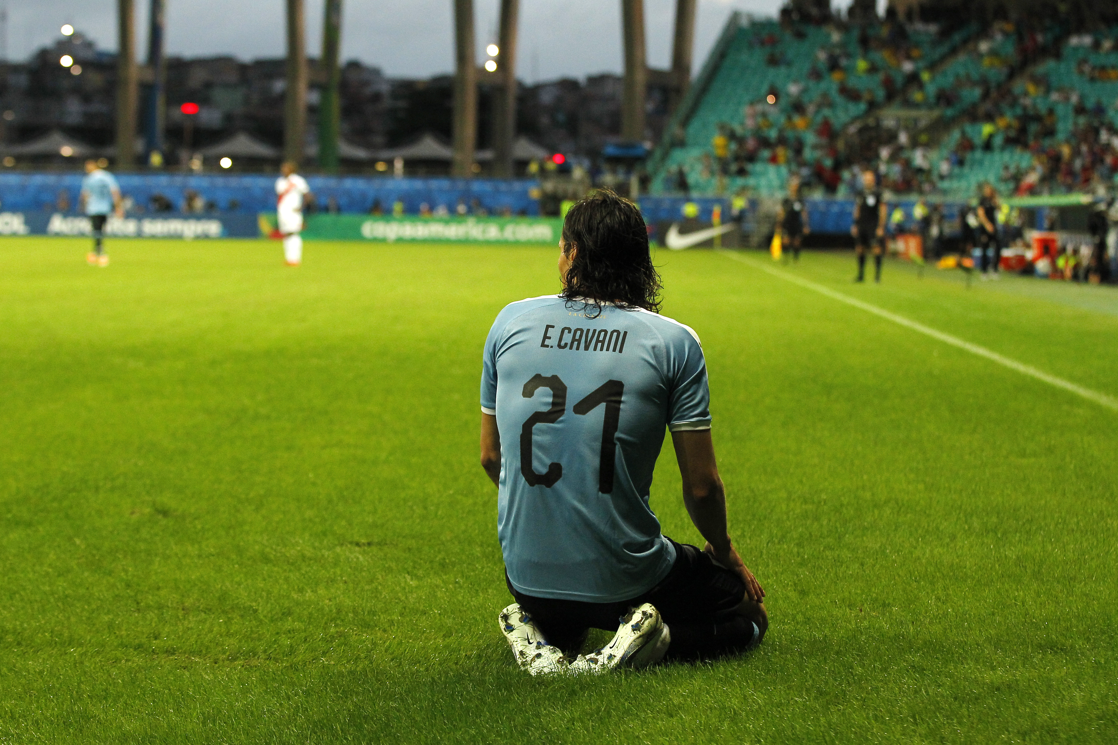 Cavani will leave Manchester United in the summer.   (Photo by Wagner Meier/Getty Images)