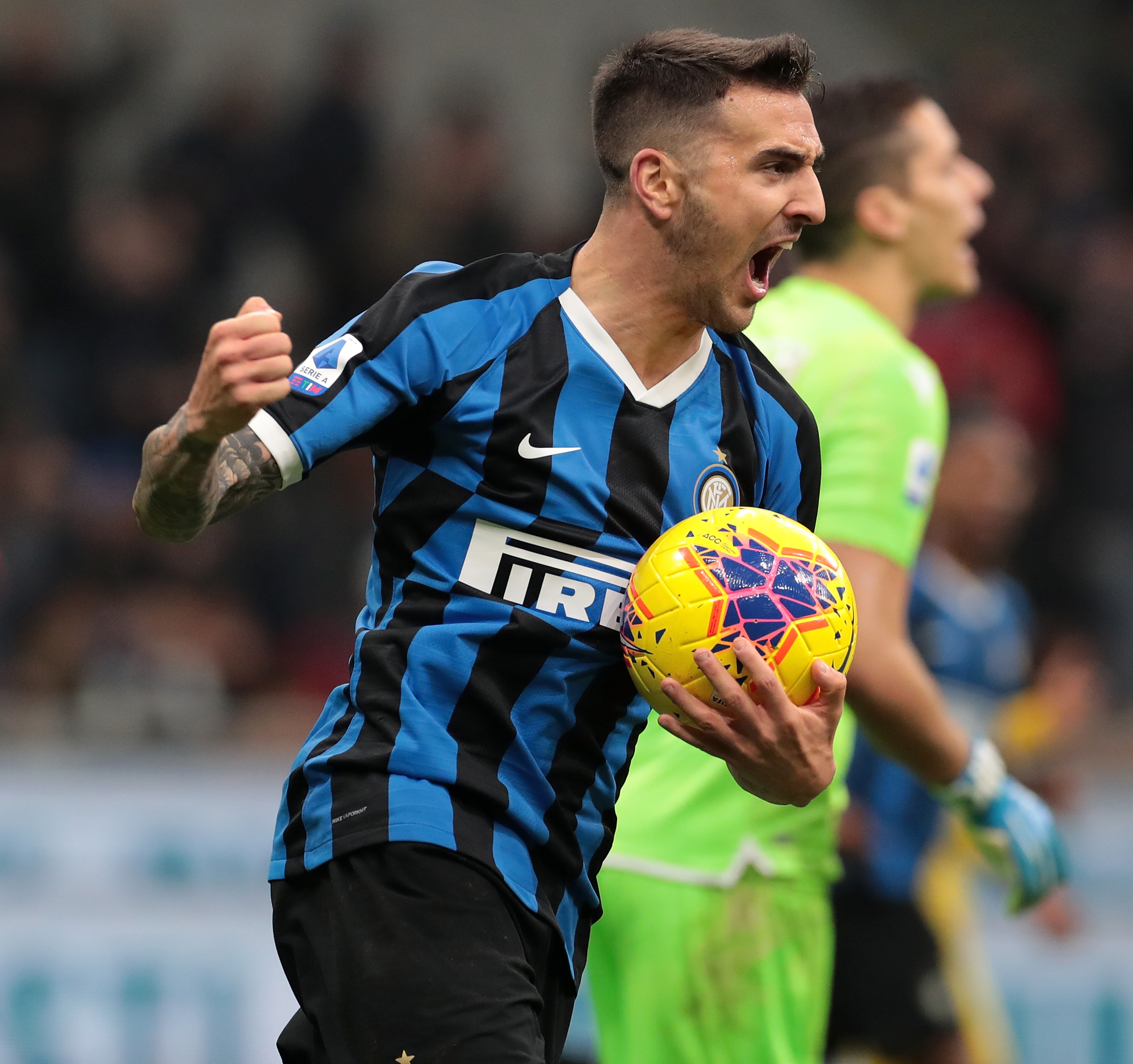 MILAN, ITALY - NOVEMBER 09:  Matias Vecino of FC Internazionale celebrates his goal during the Serie A match between FC Internazionale and Hellas Verona at Stadio Giuseppe Meazza on November 9, 2019 in Milan, Italy.  (Photo by Emilio Andreoli/Getty Images)