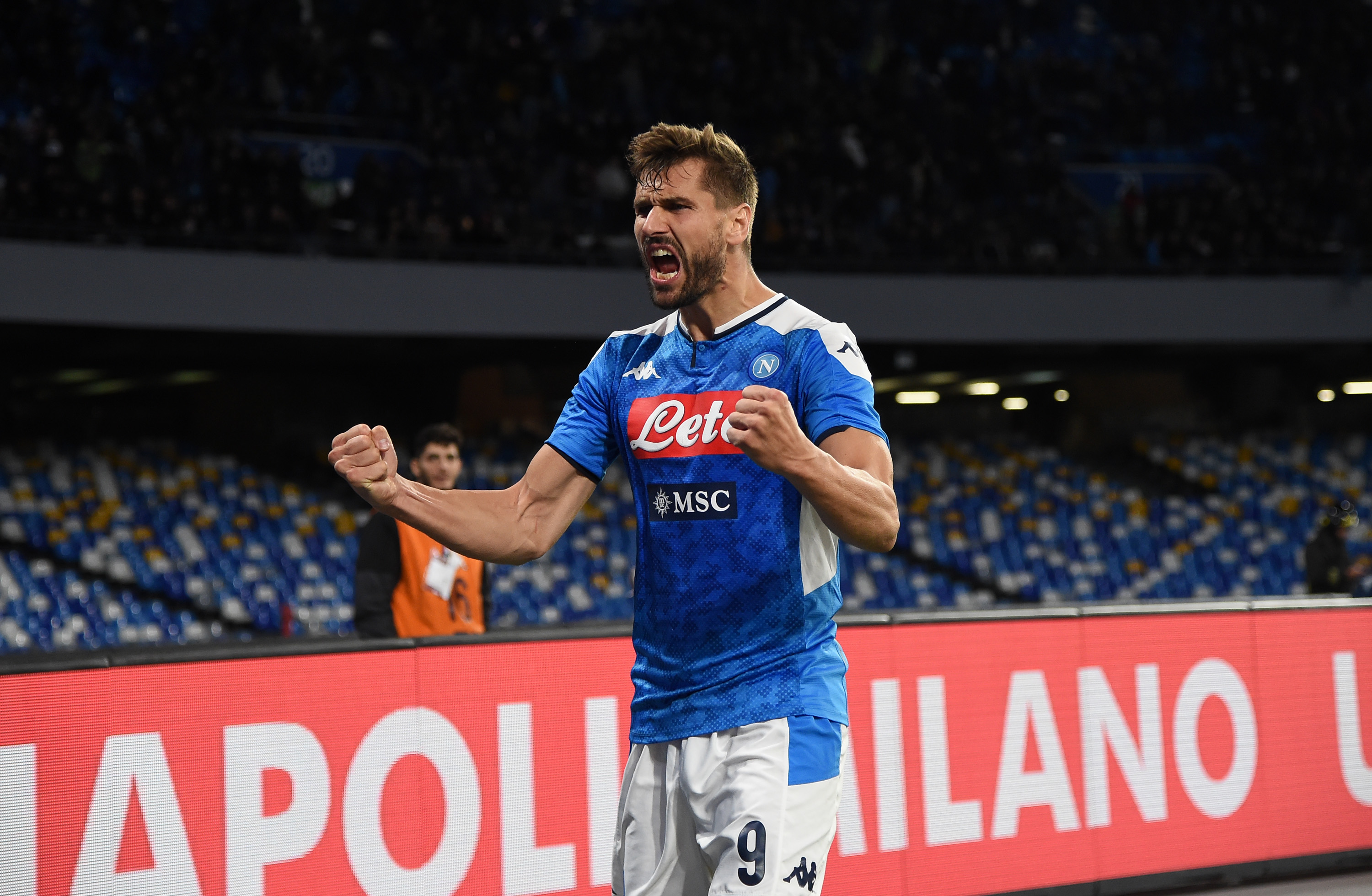 NAPLES, ITALY - DECEMBER 01: Fernando Llorente of SSC Napoli celebrates after scoring the 1-0 goal during the Serie A match between SSC Napoli and Bologna FC at Stadio San Paolo on December 01, 2019 in Naples, Italy. (Photo by Francesco Pecoraro/Getty Images)