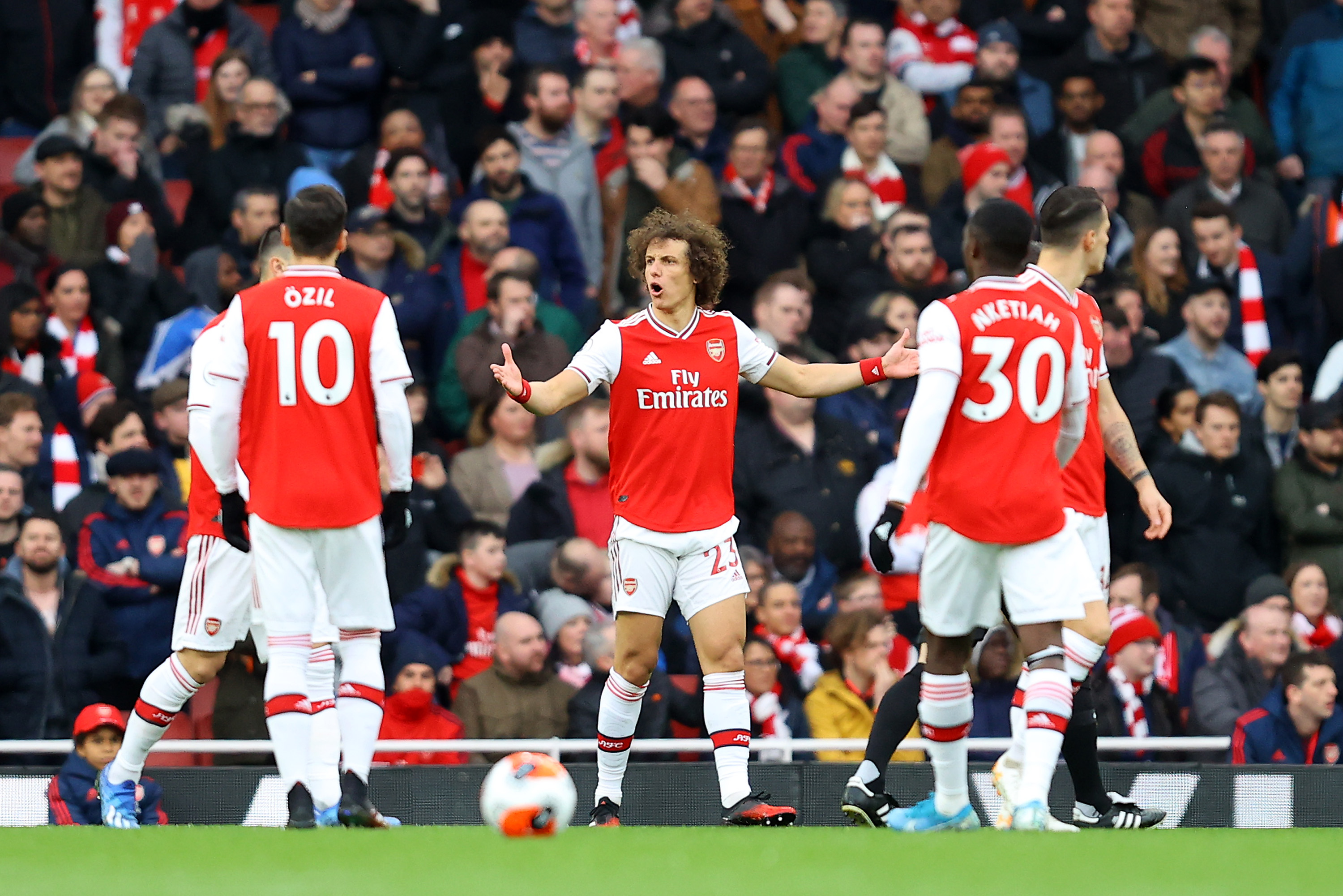 LONDON, ENGLAND - FEBRUARY 23: David Luiz of Arsenal reacts after conceding a goal during the Premier League match between Arsenal FC and Everton FC at Emirates Stadium on February 23, 2020 in London, United Kingdom. (Photo by Julian Finney/Getty Images)